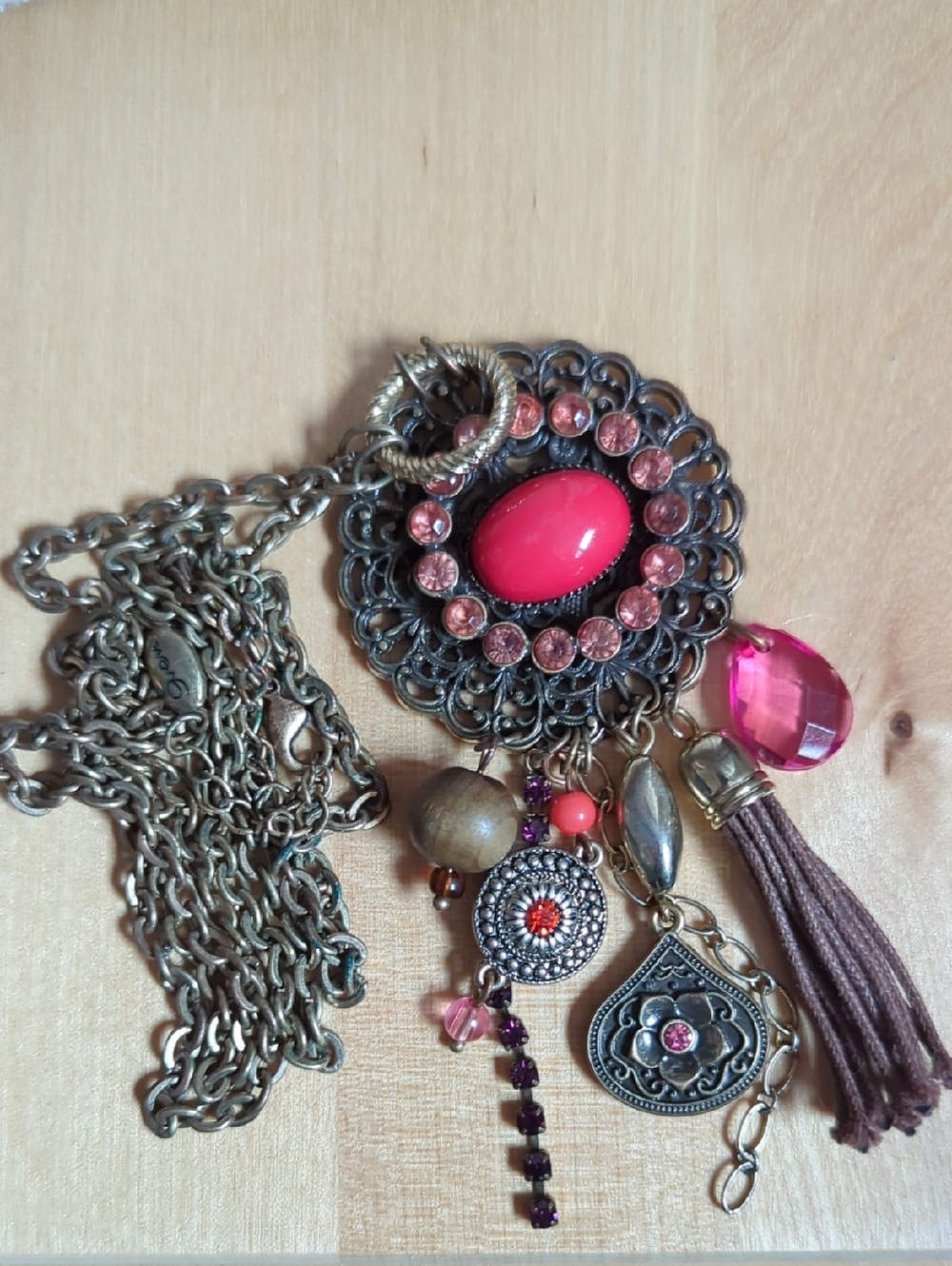 **FREE ADD ON**Guess Pink Multi-Charm Pendant Necklace